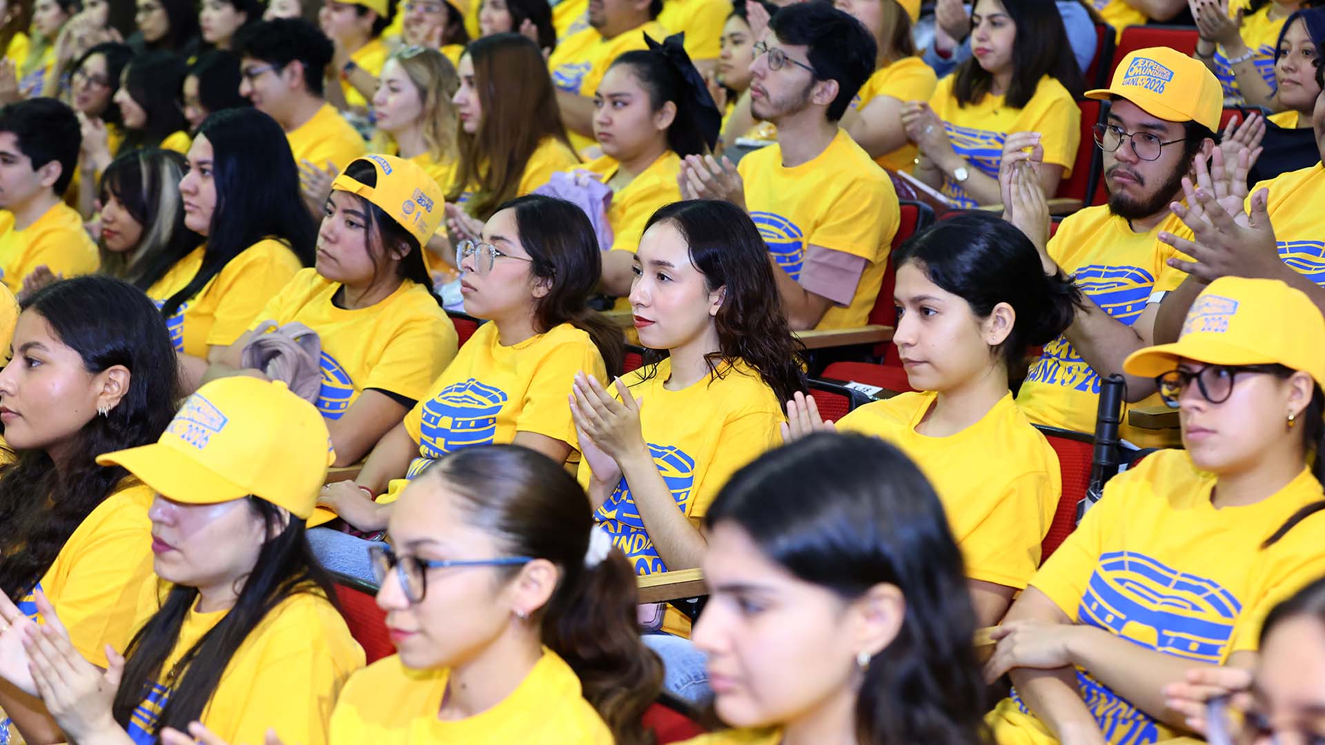 Estudiantes cumplirán en Mundial su servicio social y prácticas profesionales