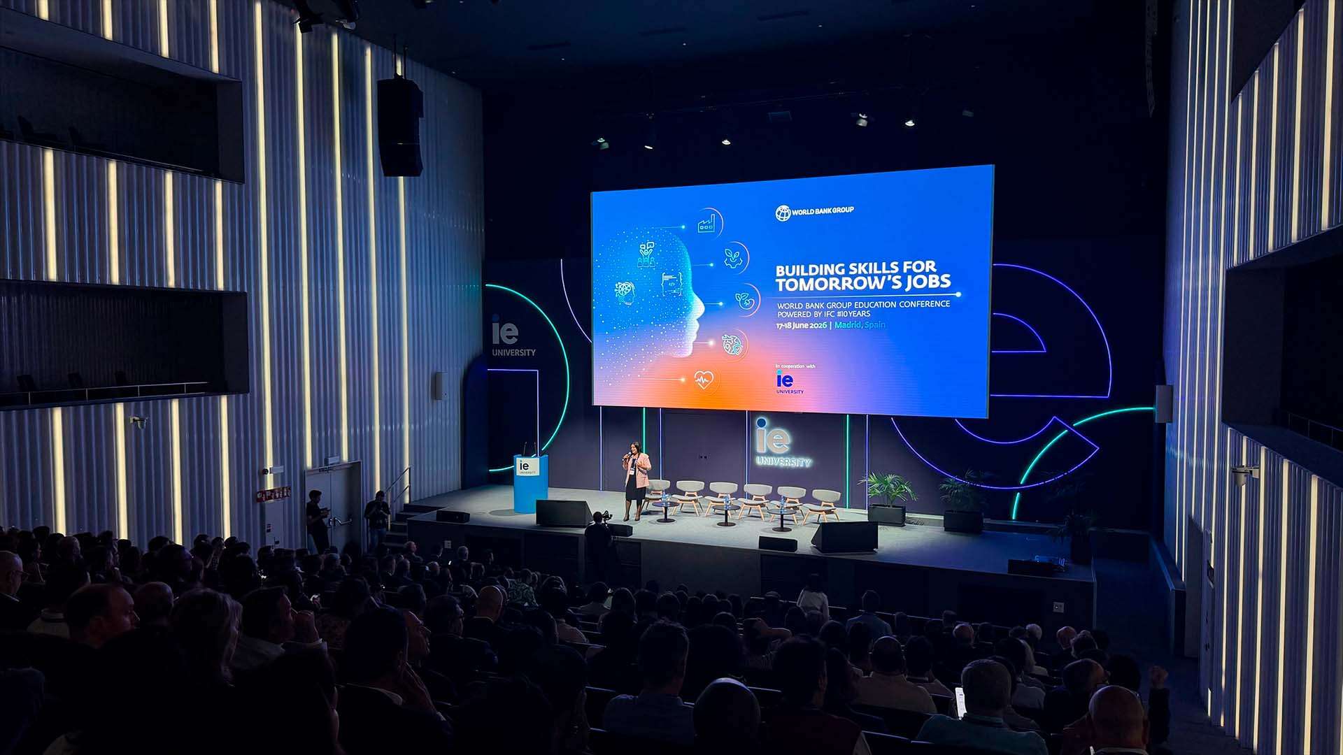 Participa UANL en conferencia global sobre educación en España