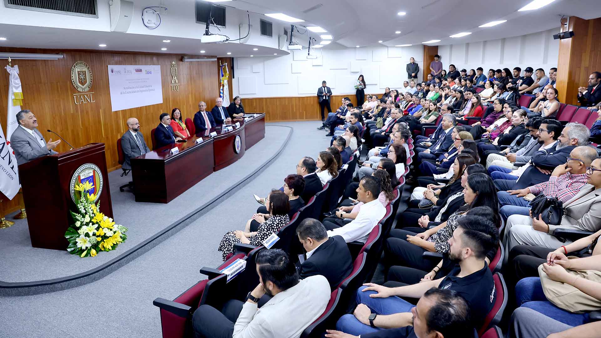 Acreditan la Licenciatura en Ingeniería Química
