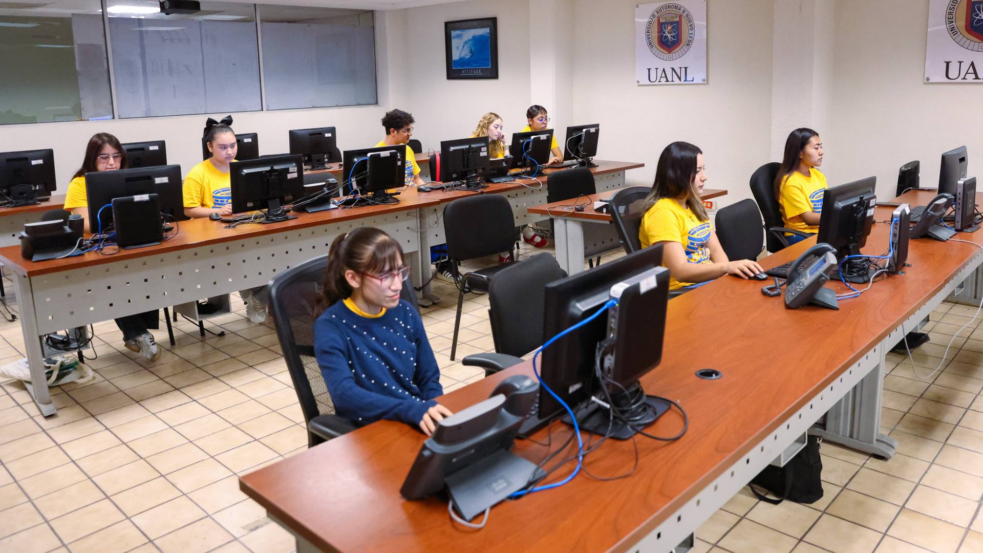 Instala UANL Centro de Traducción e Interpretación para Mundial 2026