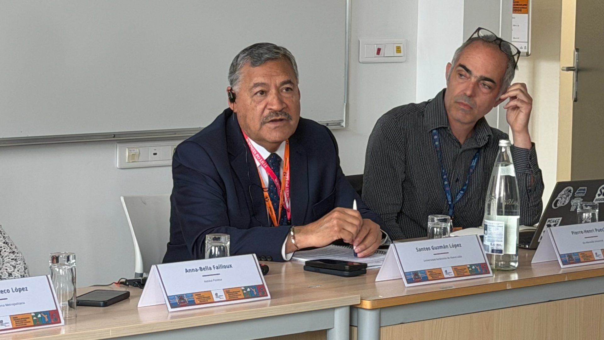 UANL firma alianza con la Universidad de Lille