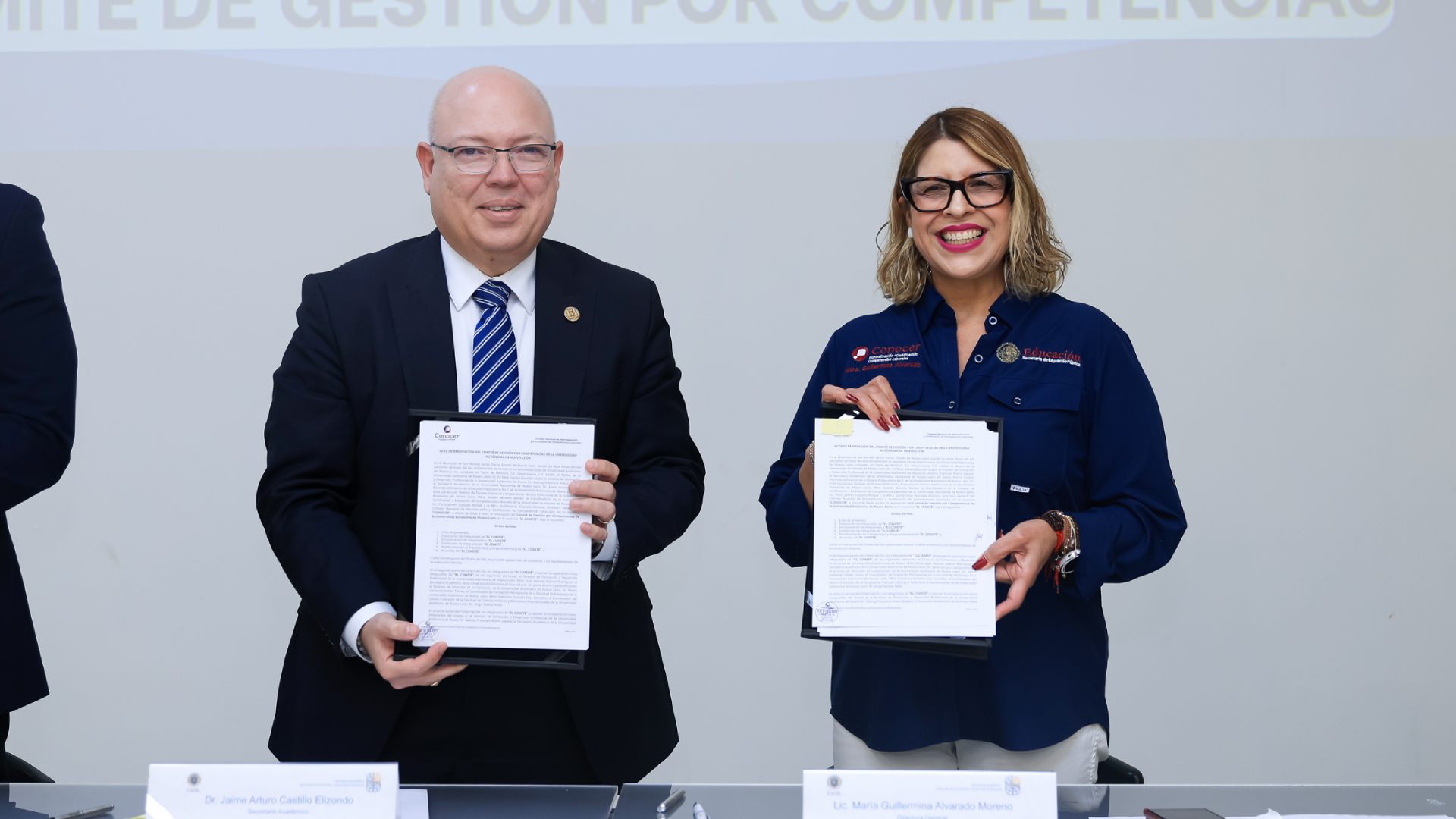 Instala UANL Comité de Gestión por Competencias