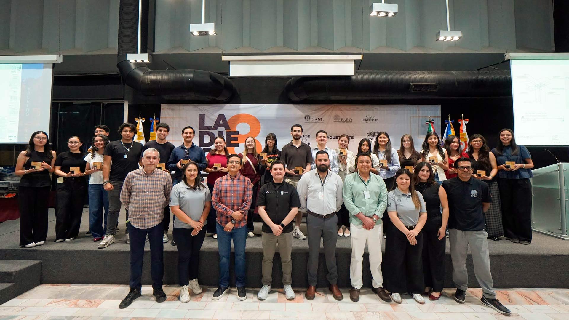 La Dieciocho, semana de exposiciones y concursos