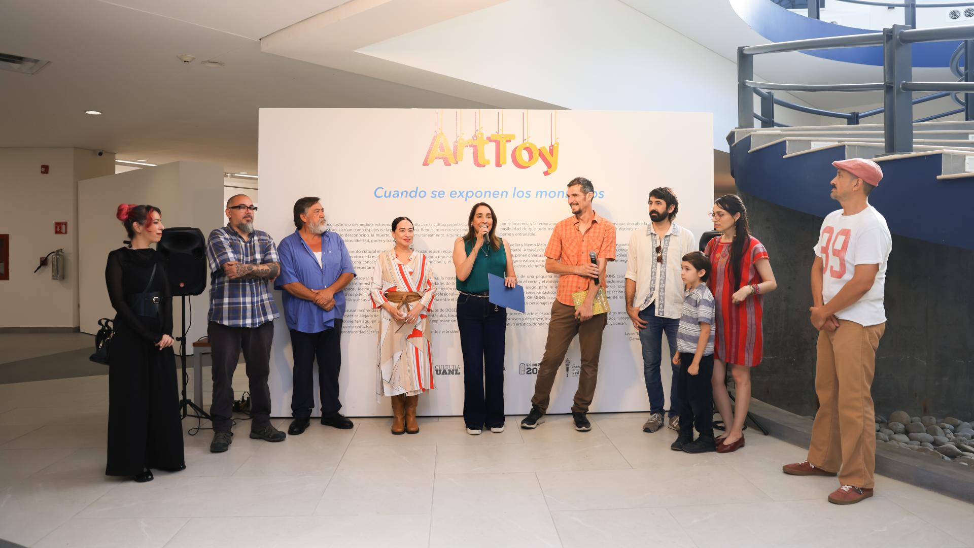 Inauguran exposición colectiva sobre la figura del monstruo