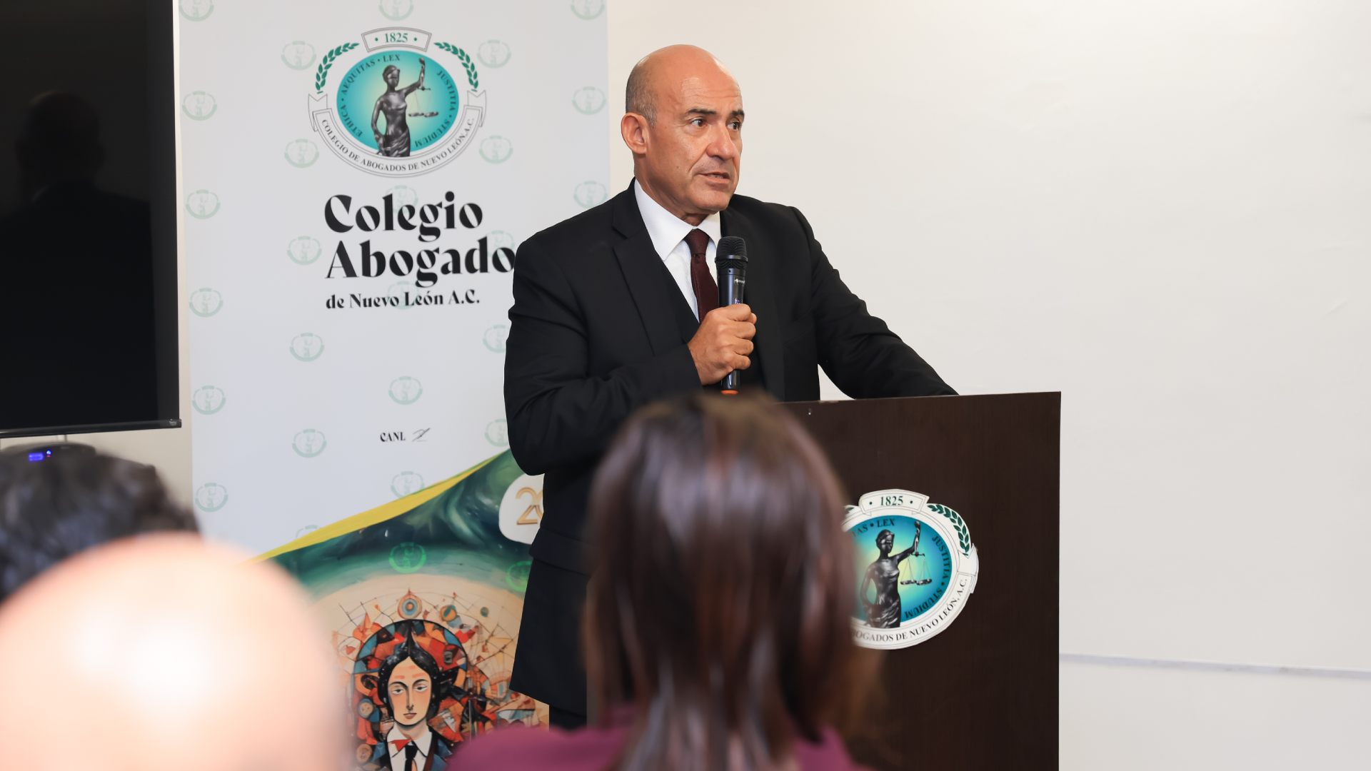 UANL y Colegio de Abogados fortalecen formación jurídica y el Estado de Derecho
