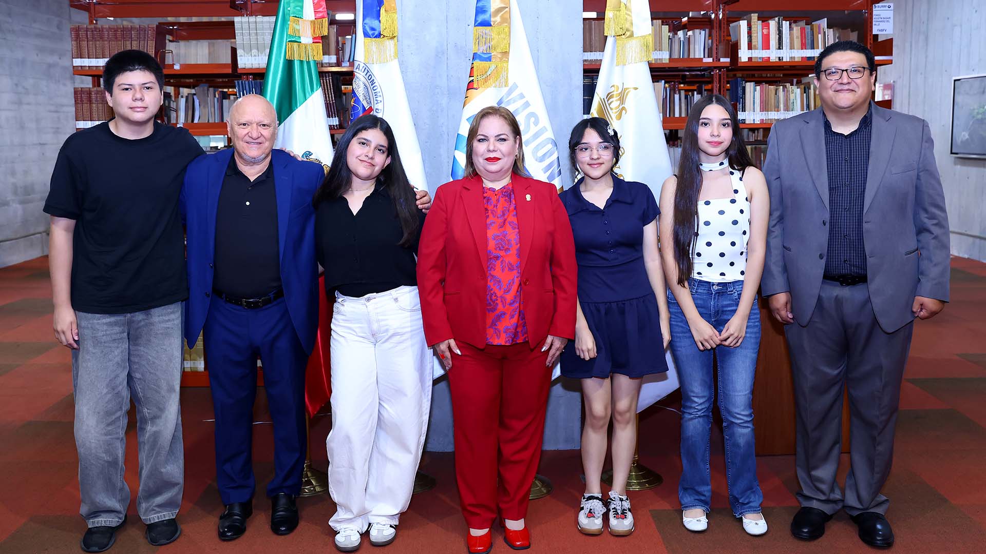 Destacan con altos puntajes en su ingreso a preparatorias de UANL
