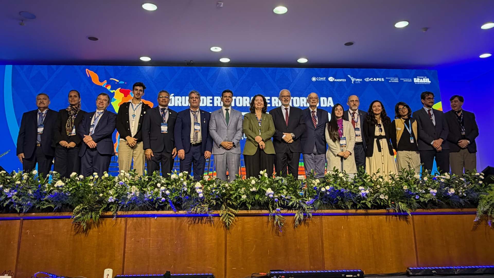 Asiste Santos Guzmán a foro de rectores de América Latina y el Caribe