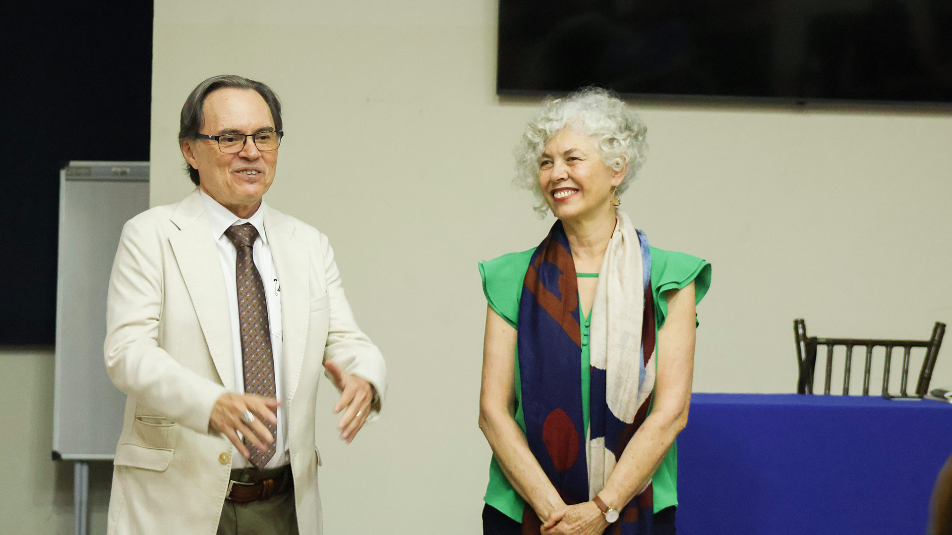 María Baranda explora el espacio poético en la Escuela de Verano UANL 2026