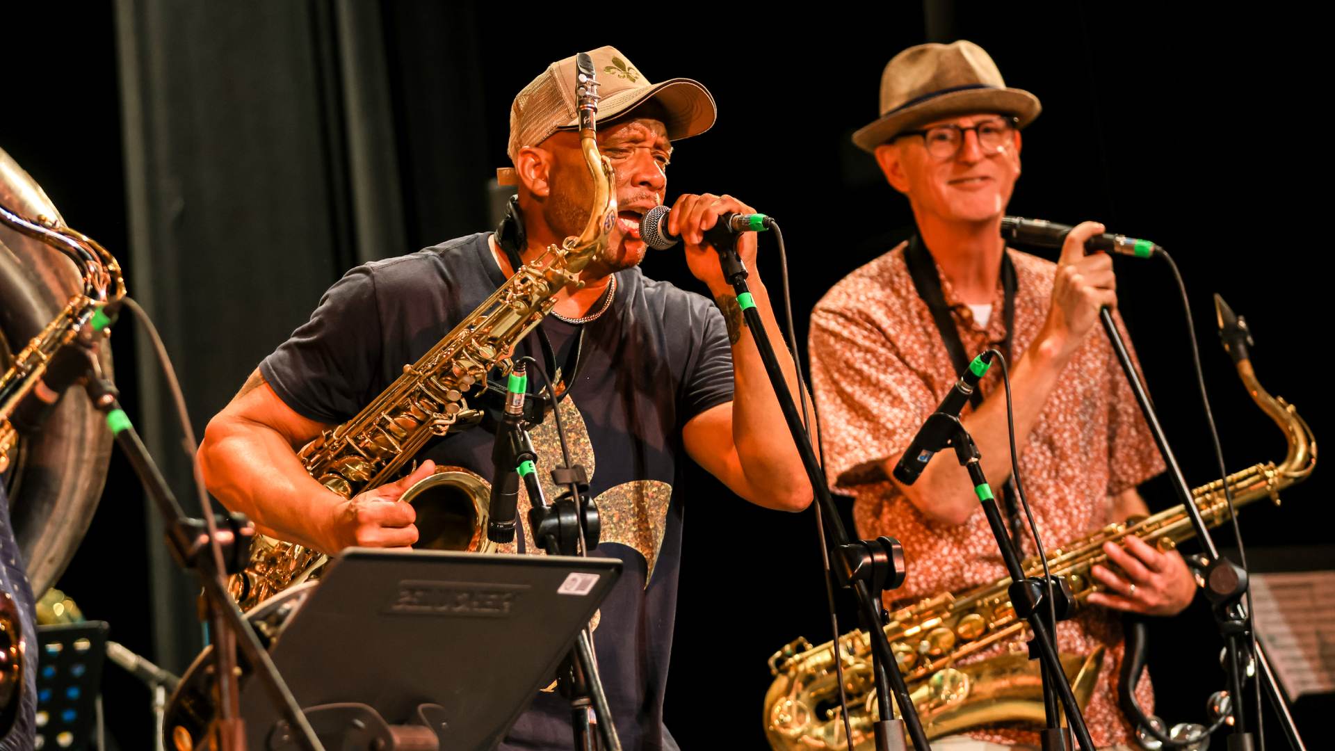 World Street Brass Band y Big Band de la UANL en concierto