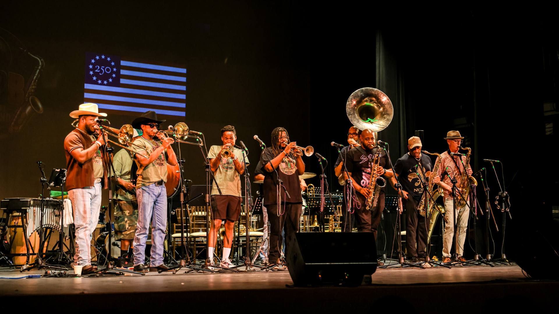 World Street Brass Band y Big Band de la UANL en concierto