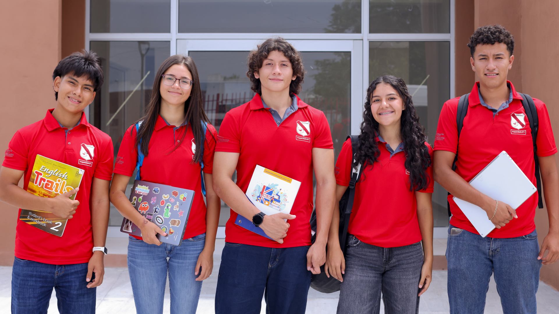 Inicia nueva era de la Preparatoria 1 en Zuazua
