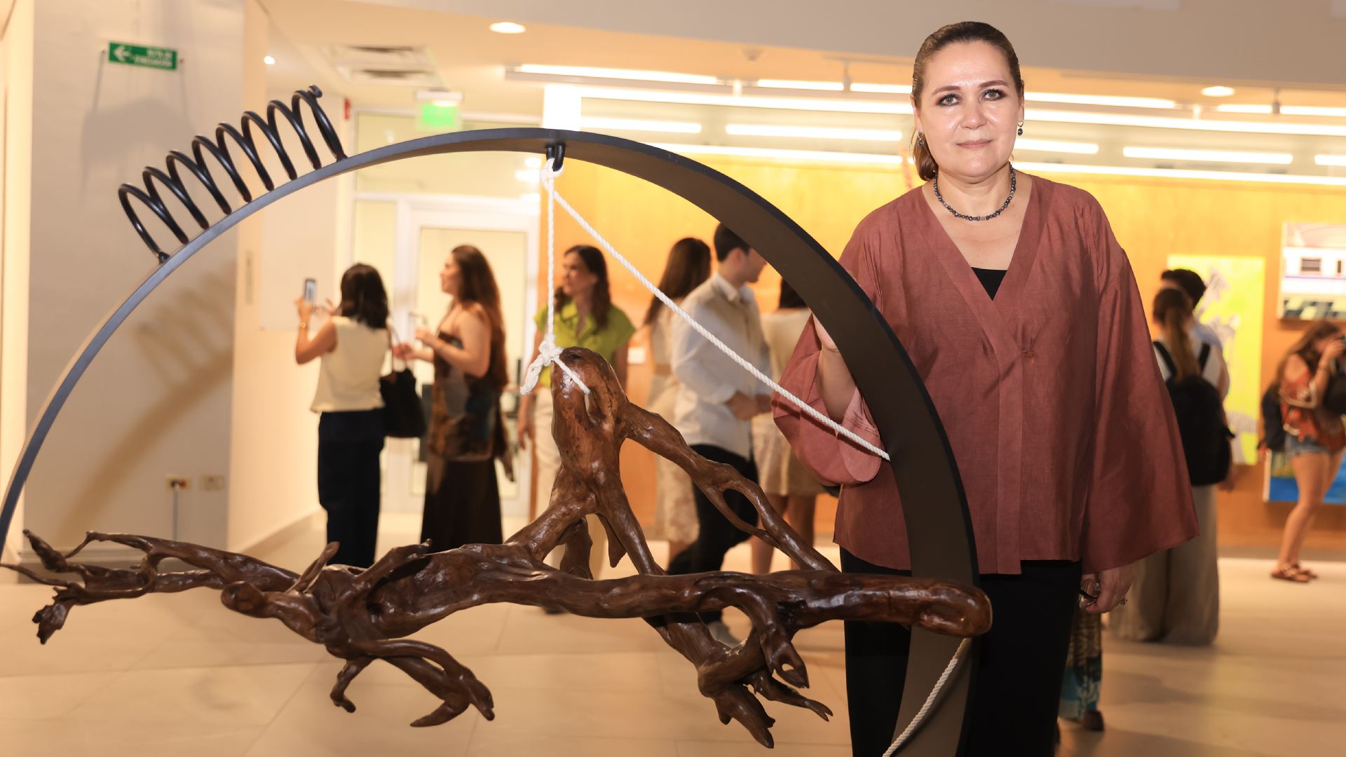 Entrelazan experiencia y juventud en “De un hilo”