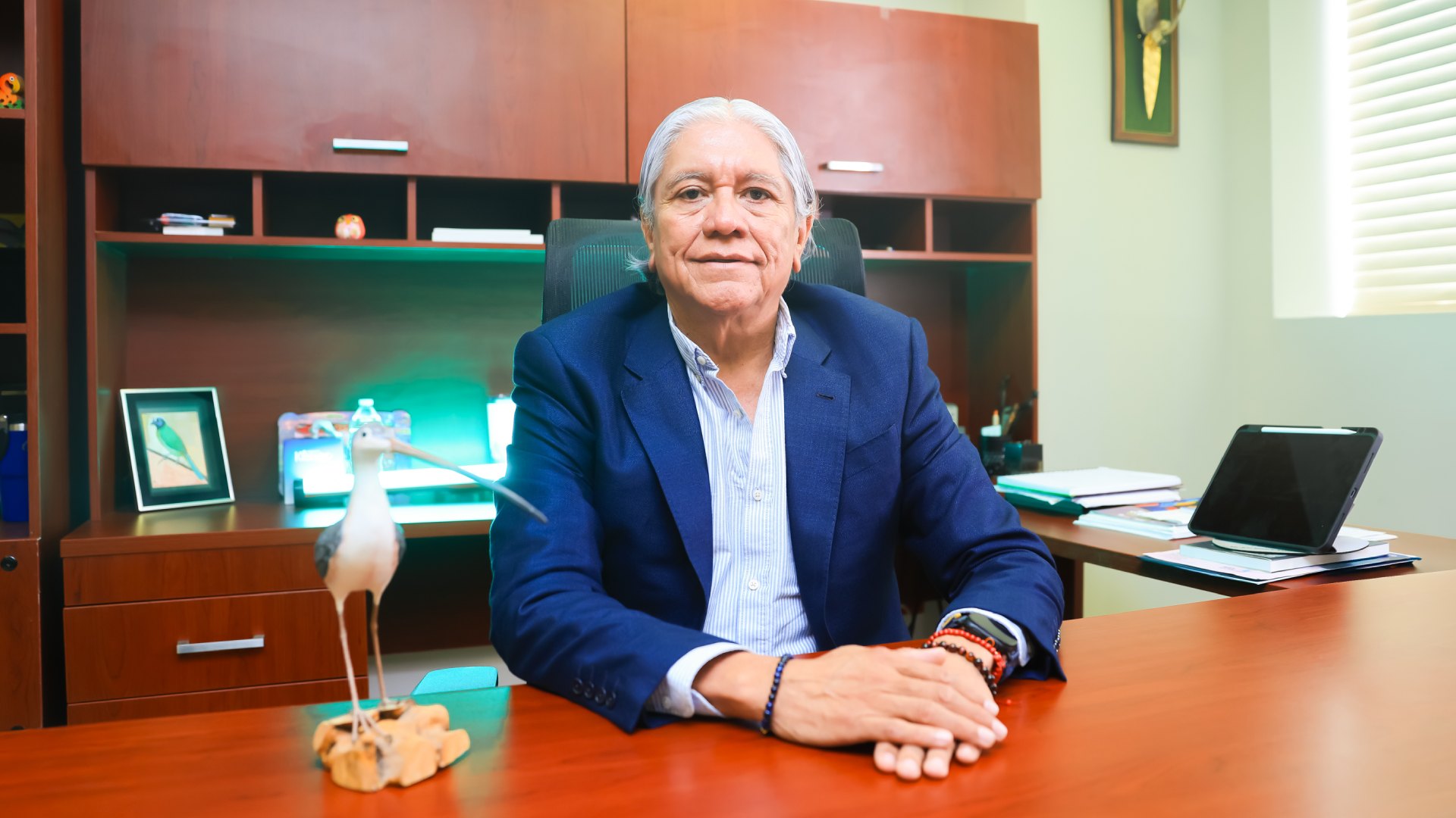 Adentran a estudiantes en la ciencia durante el Verano de Investigación