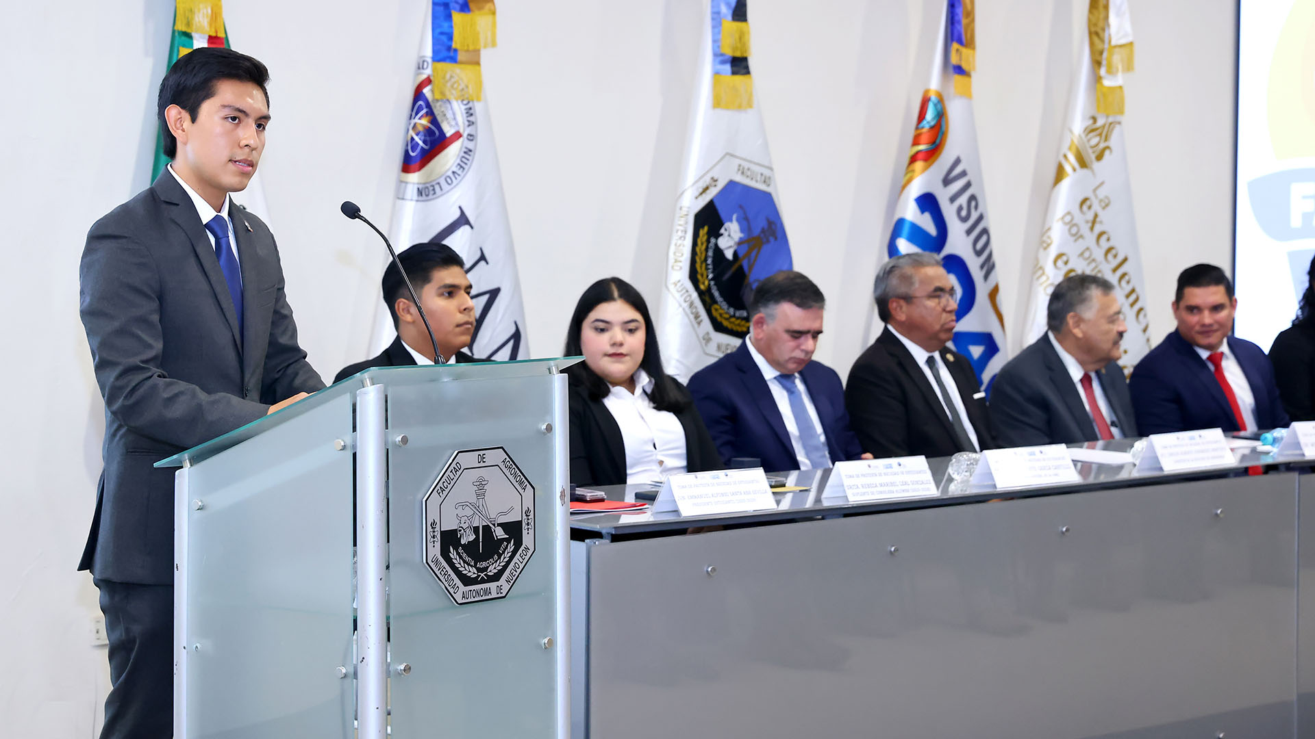 Renuevan sociedad estudiantil en Agronomía