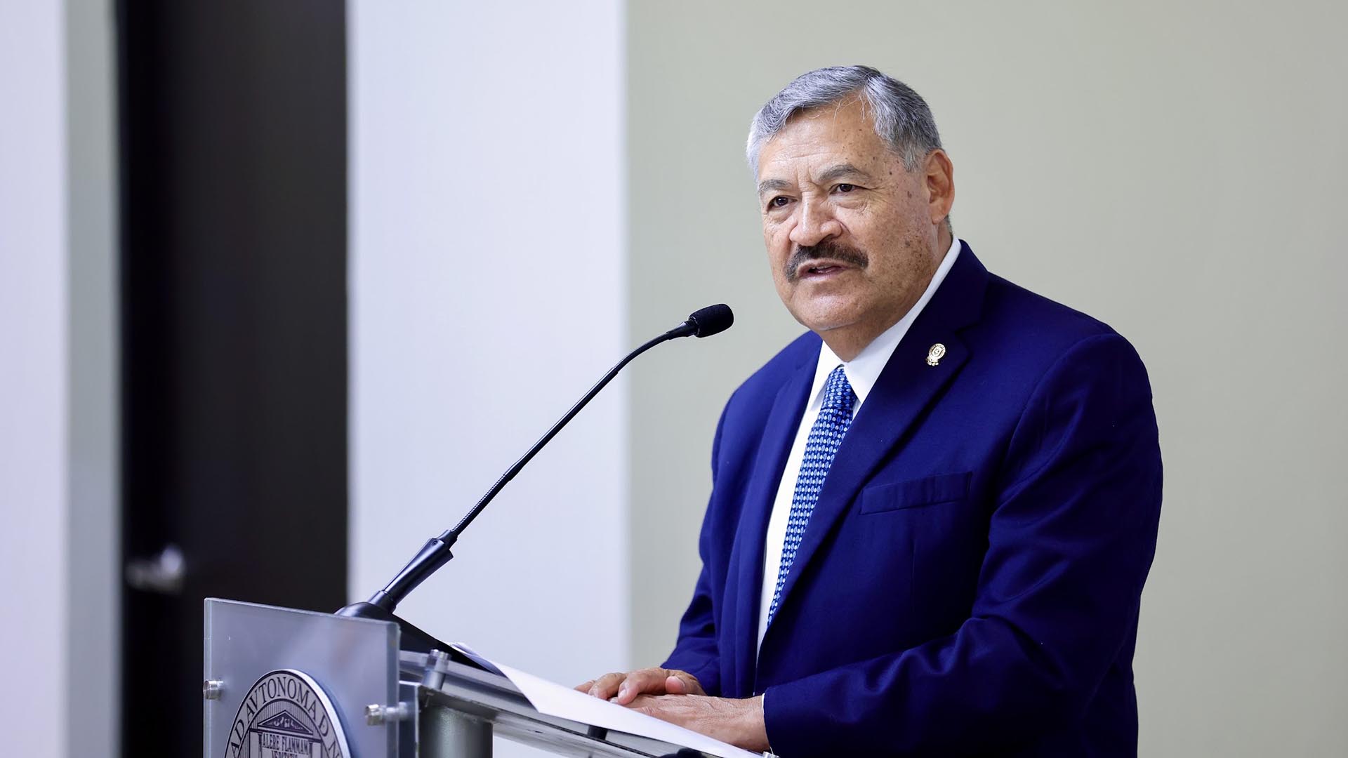 Encabeza Rector reapertura de Clínica Universitaria en Ciénega de Flores