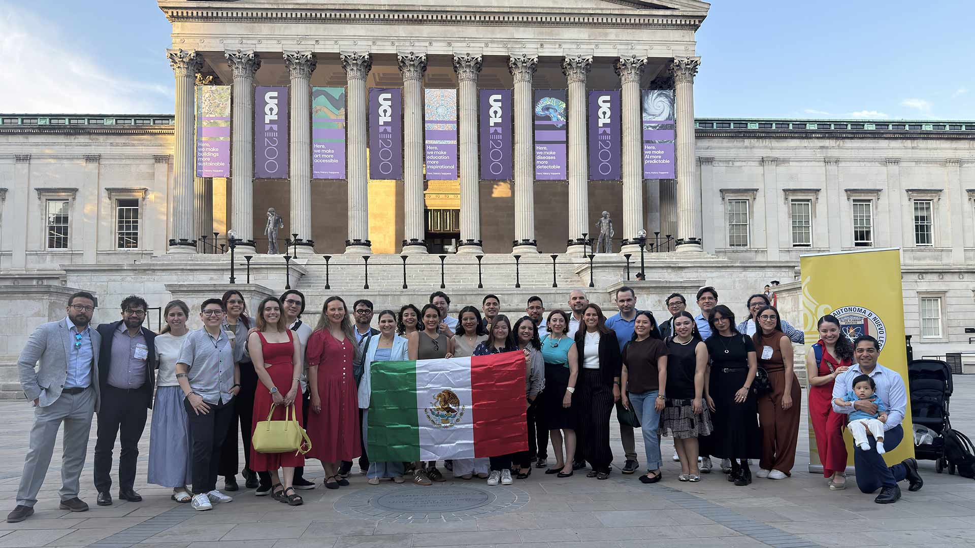 Avanza UANL creación de red global de egresados
