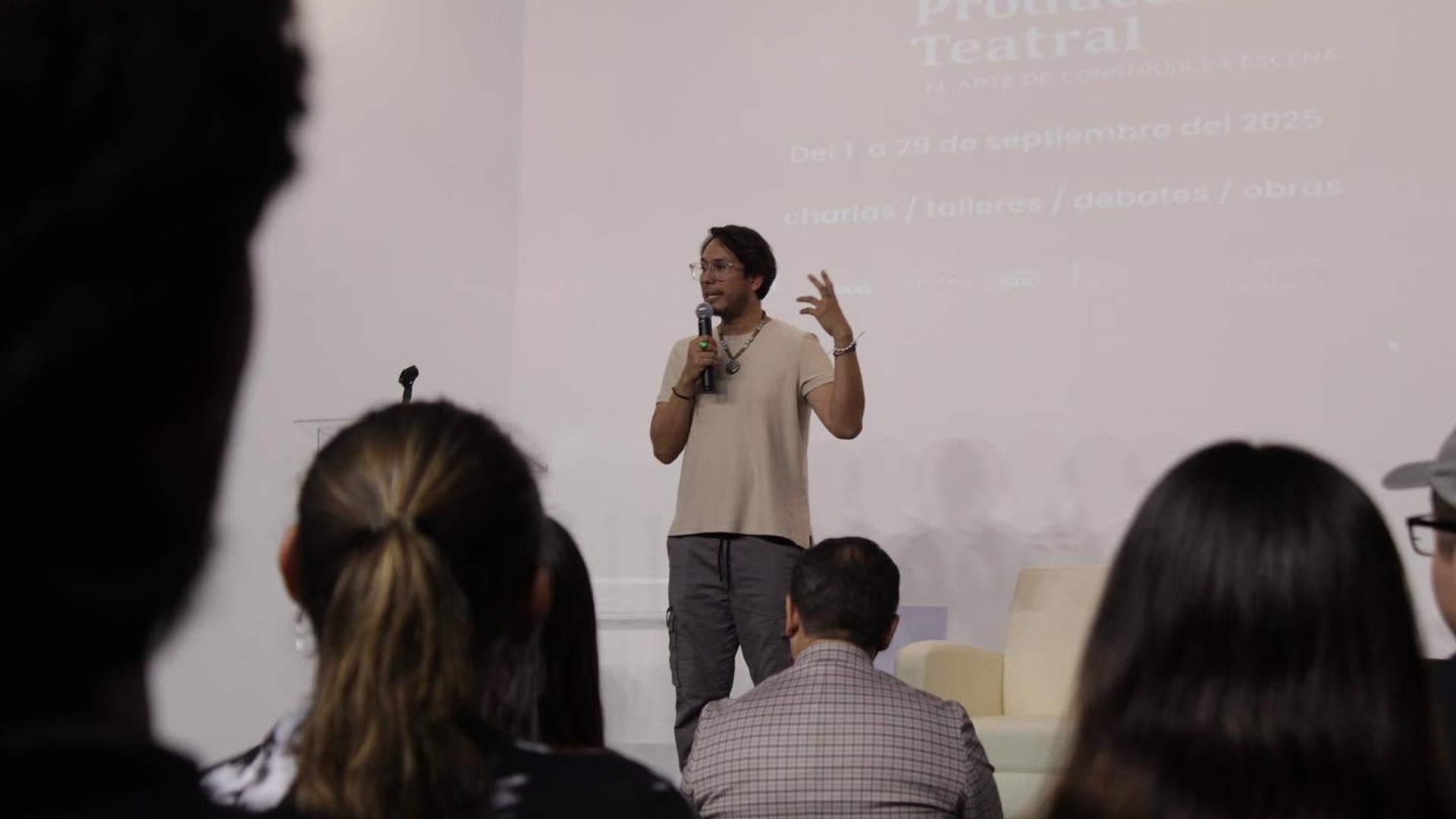 Abre CEIIDA el telón a los procesos de la producción teatral