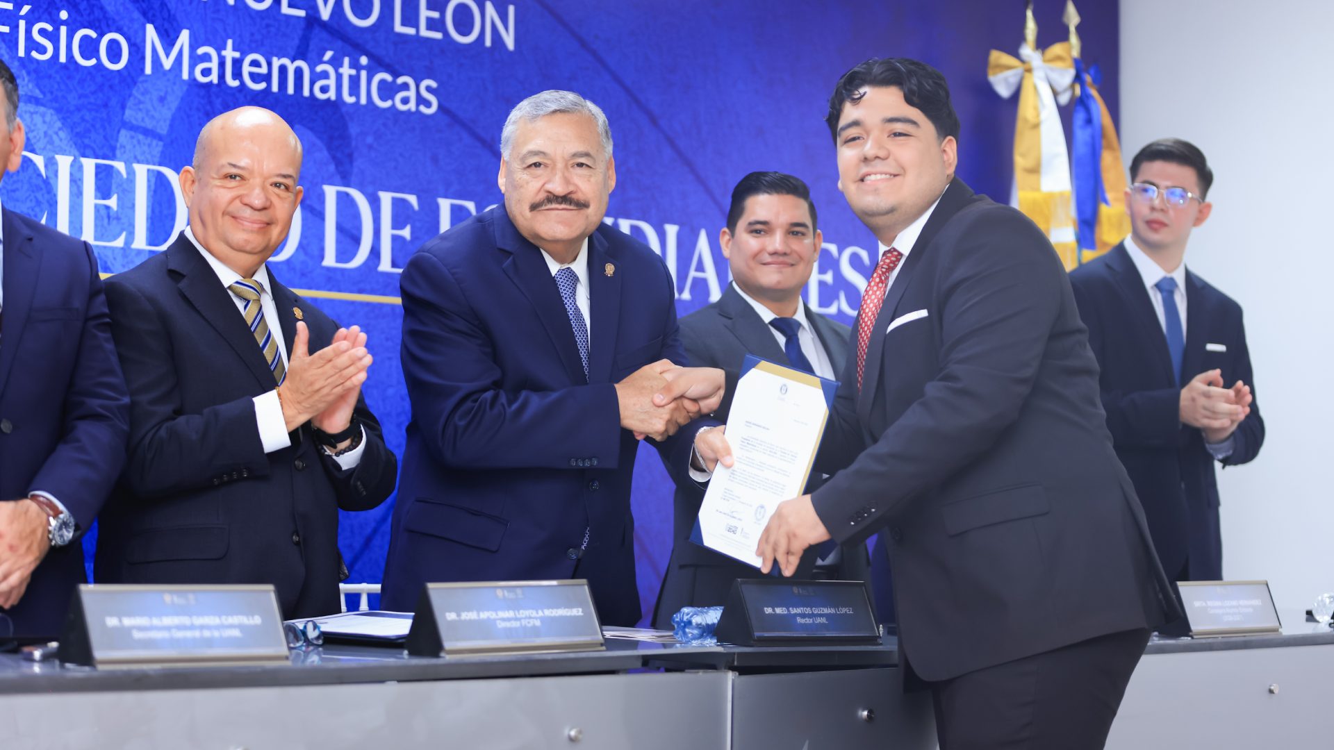 Celebran nueva representación estudiantil en Físico Matemáticas