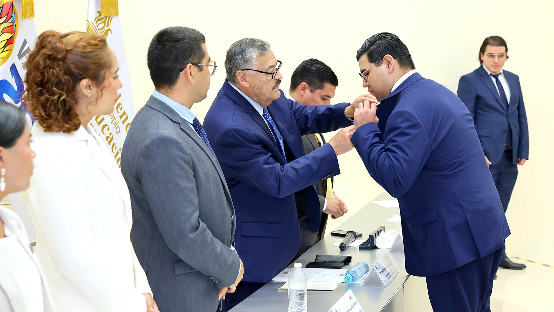 Nueva representación estudiantil rinde juramento en Ciencias de la Tierra