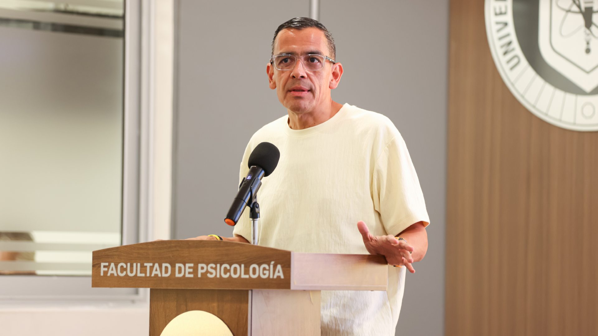 Promueven la prevención del suicidio desde las aulas