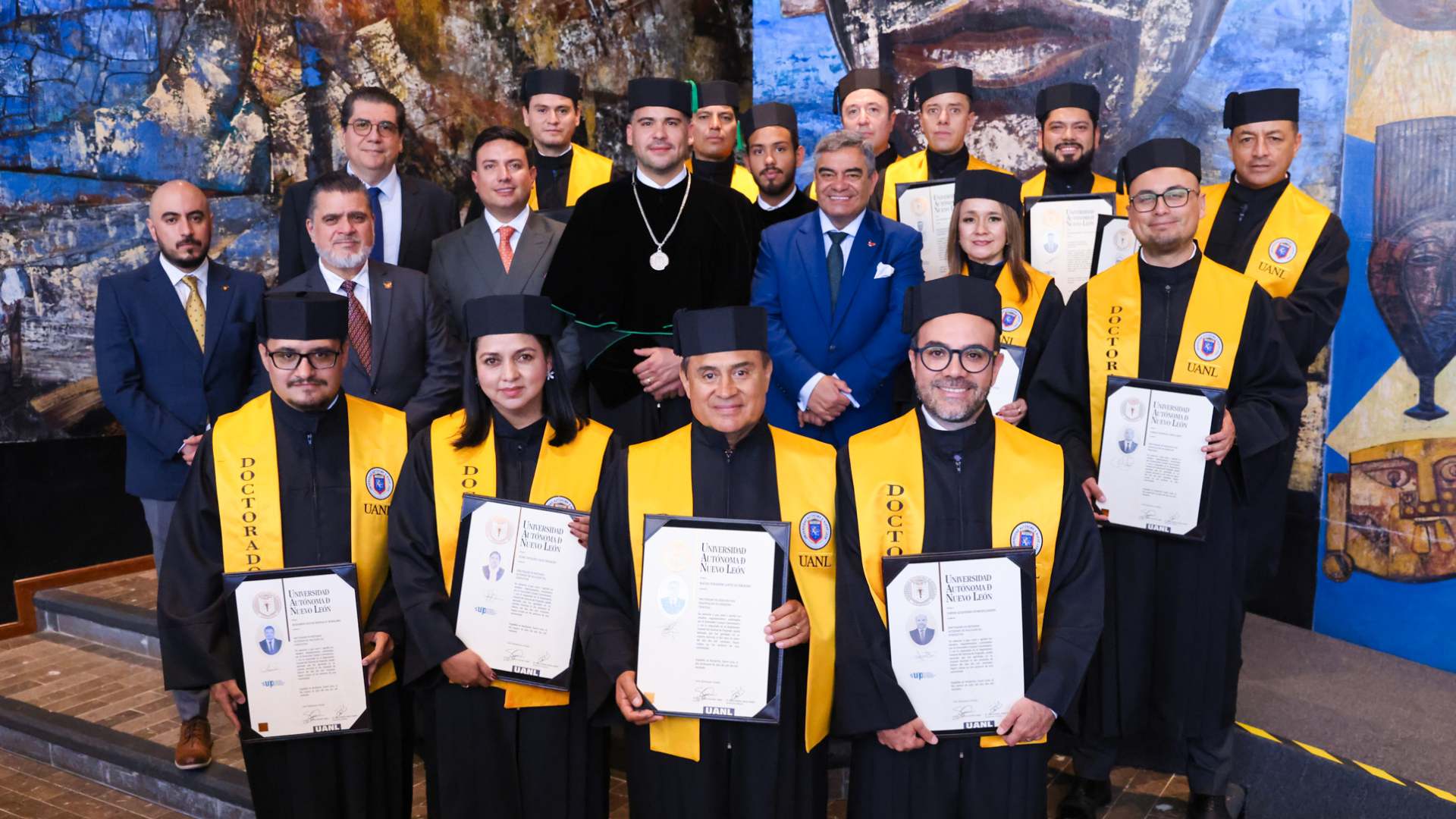 Otorga UANL grados de doctor a 29 ecuatorianos 