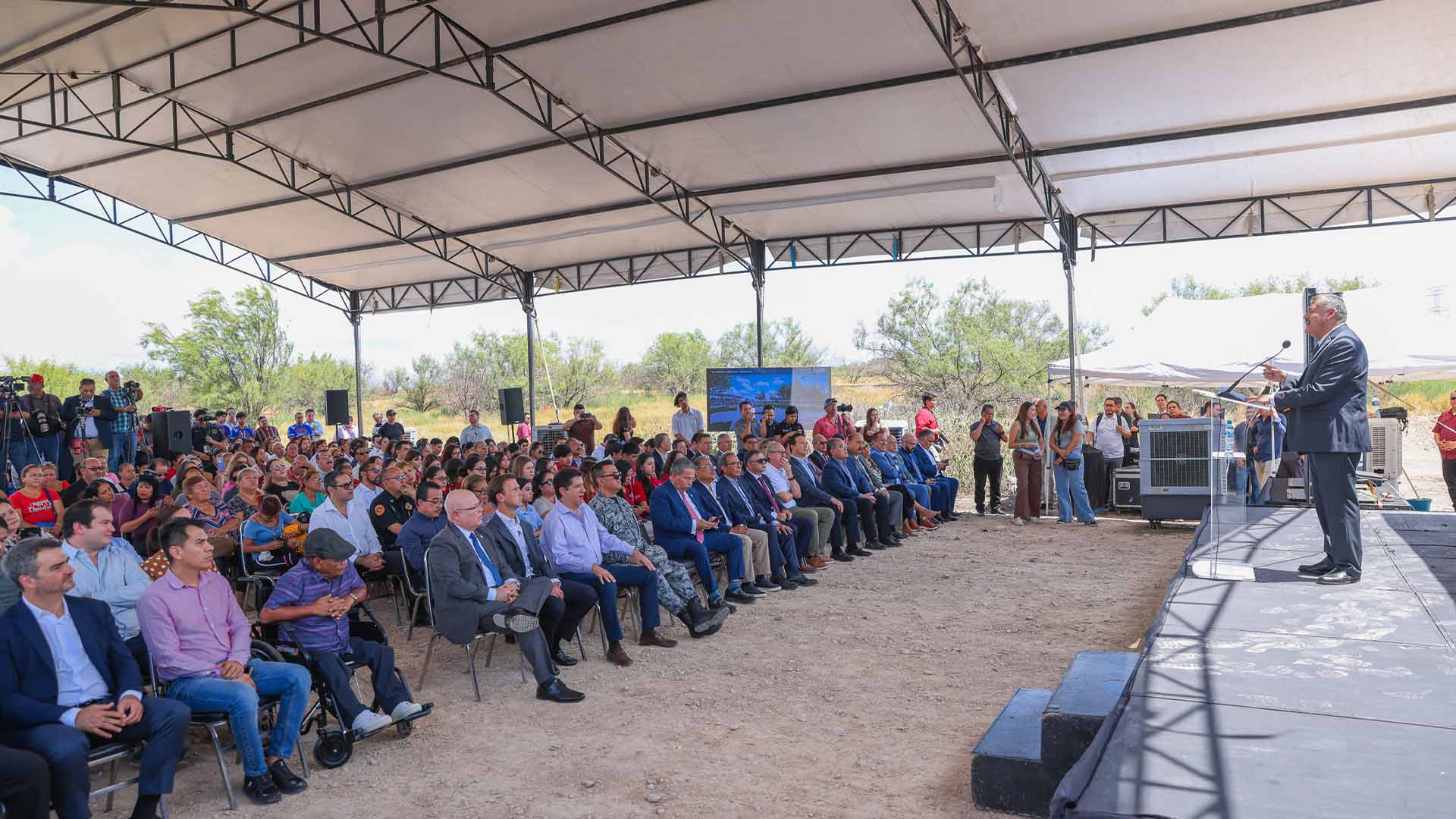 Formaliza UANL y Escobedo en proyecto de hospital y unidad académica