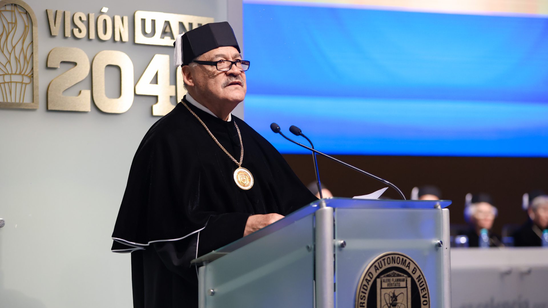 Creadores universitarios reciben Premio UANL a las Artes 2026