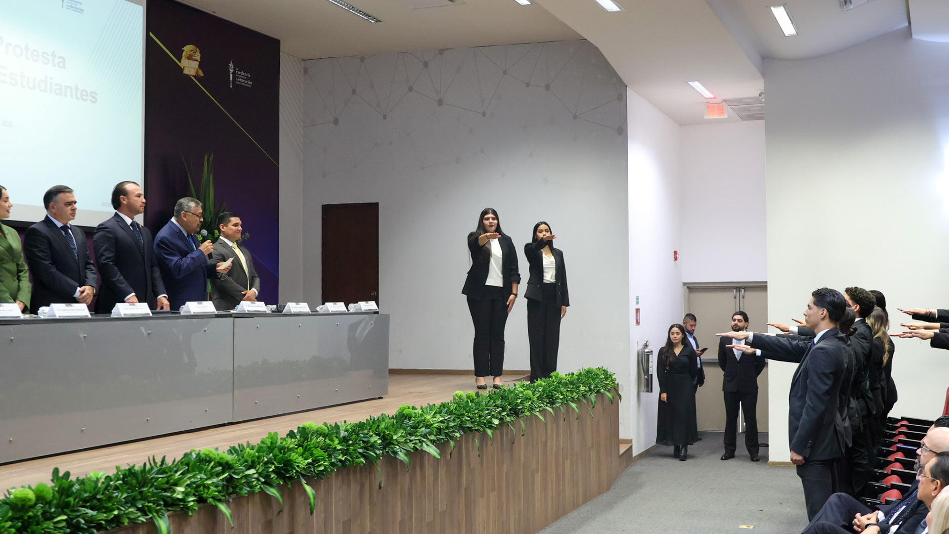 Ciencias Políticas tiene mesa directiva estudiantil liderada por dos mujeres