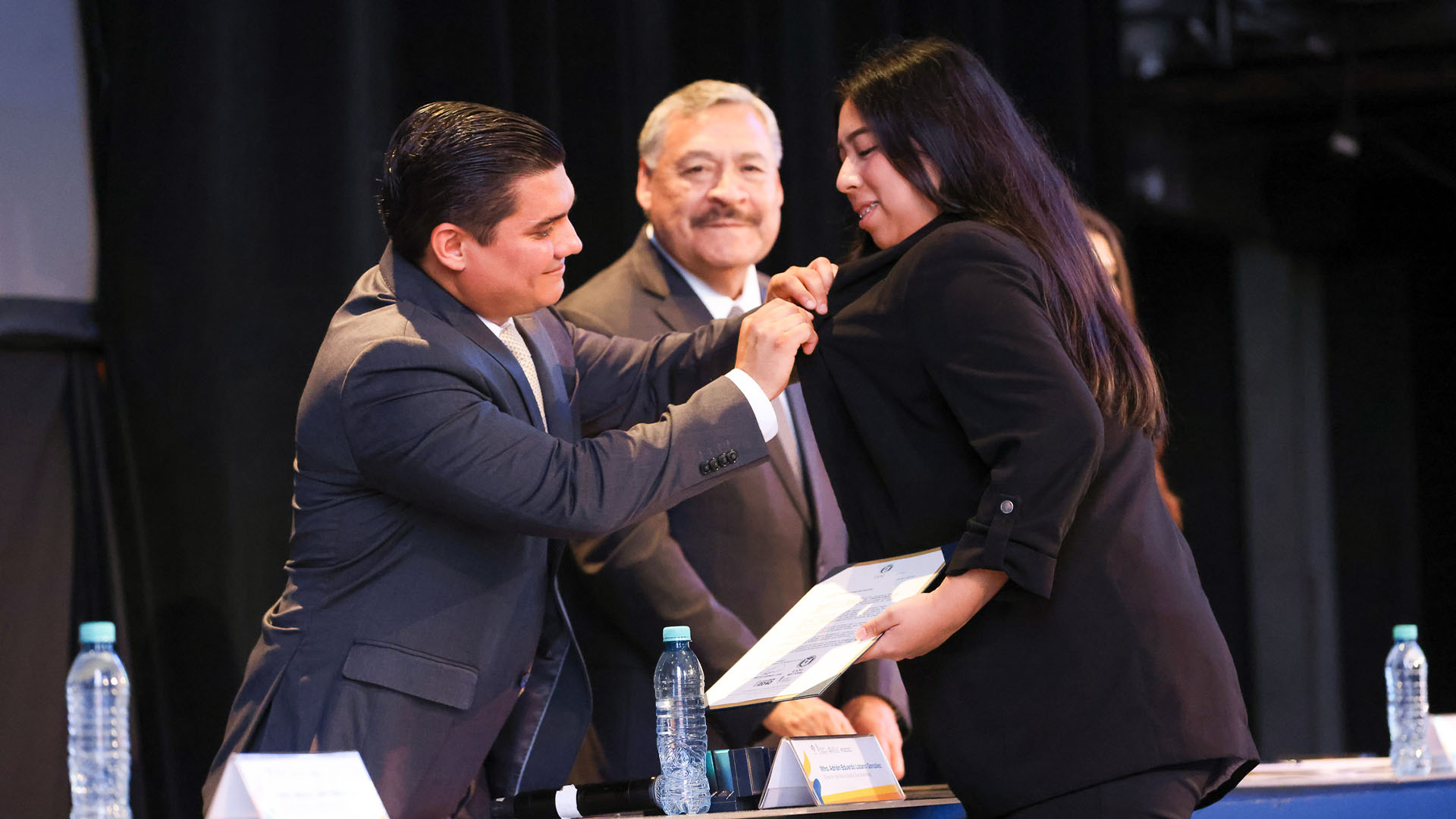 Encabeza Rector toma de protesta de federaciones universitarias