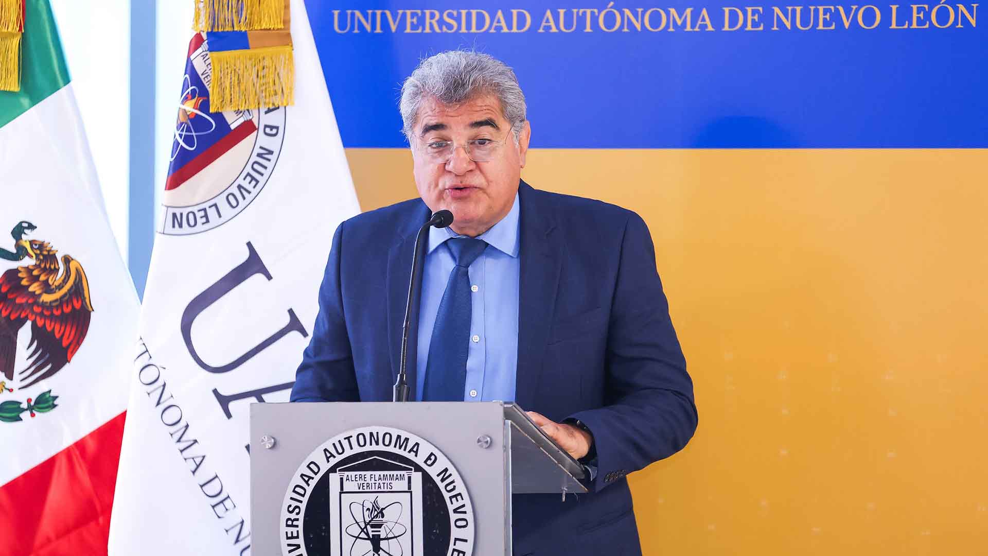 Cinco décadas velando por la salud de la comunidad universitaria