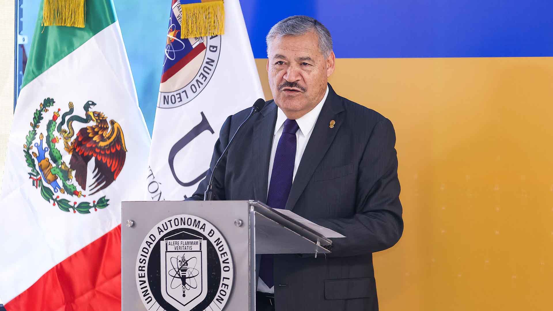 Cinco décadas velando por la salud de la comunidad universitaria