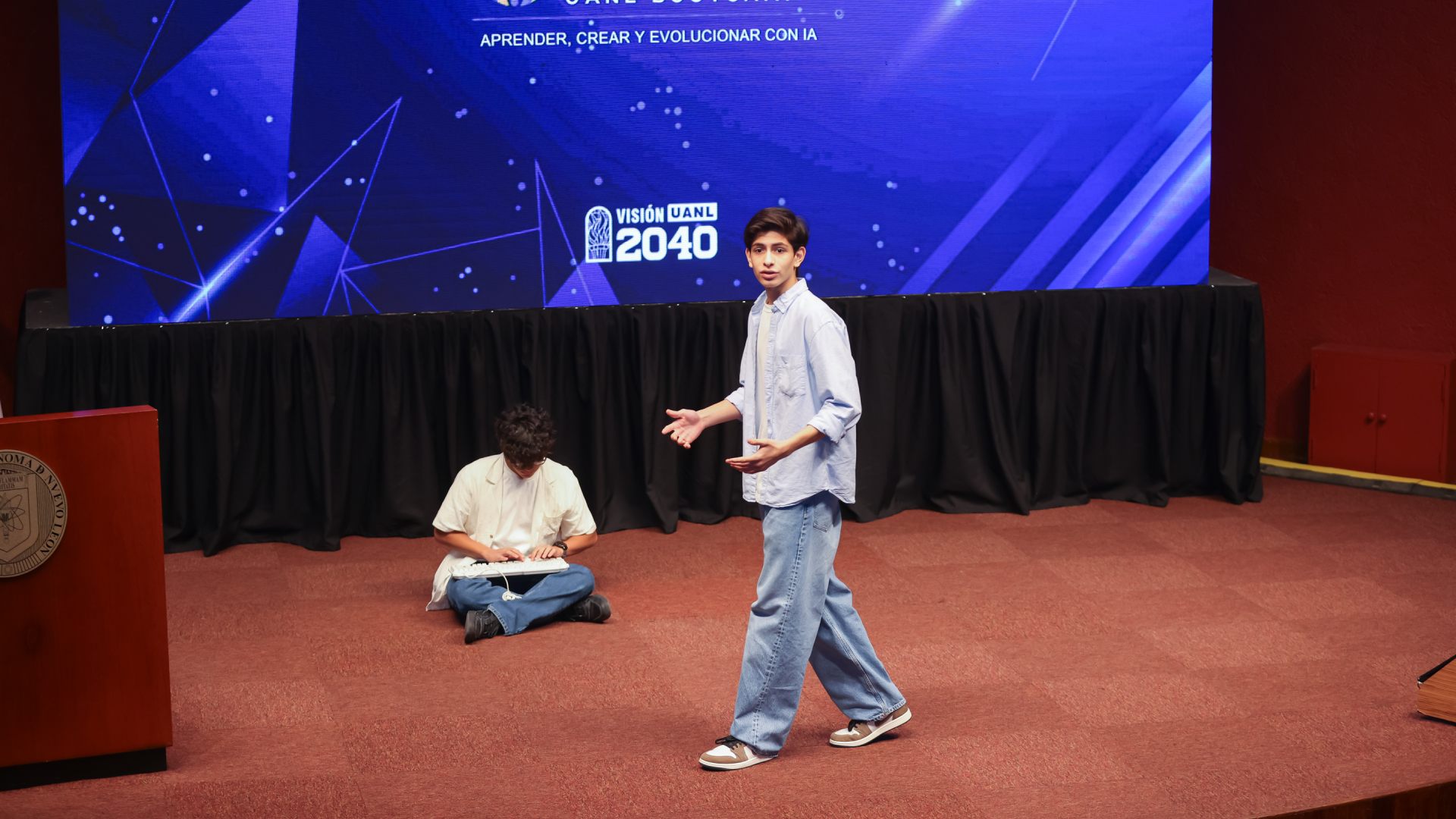 Impulsa UANL aplicación de IA en la educación durante BootCamp