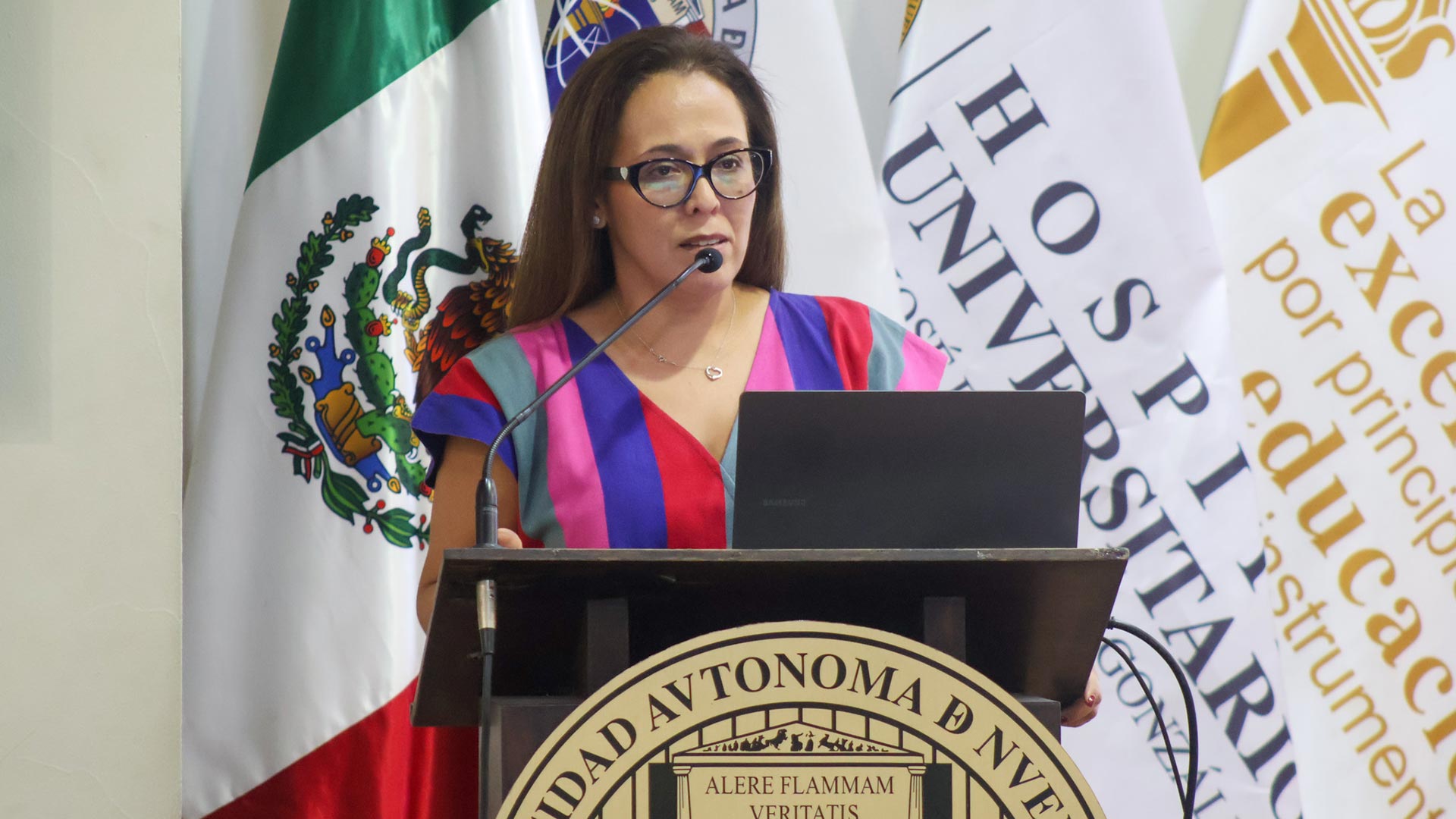 Realizan simposio de enfermedades pulmonares
