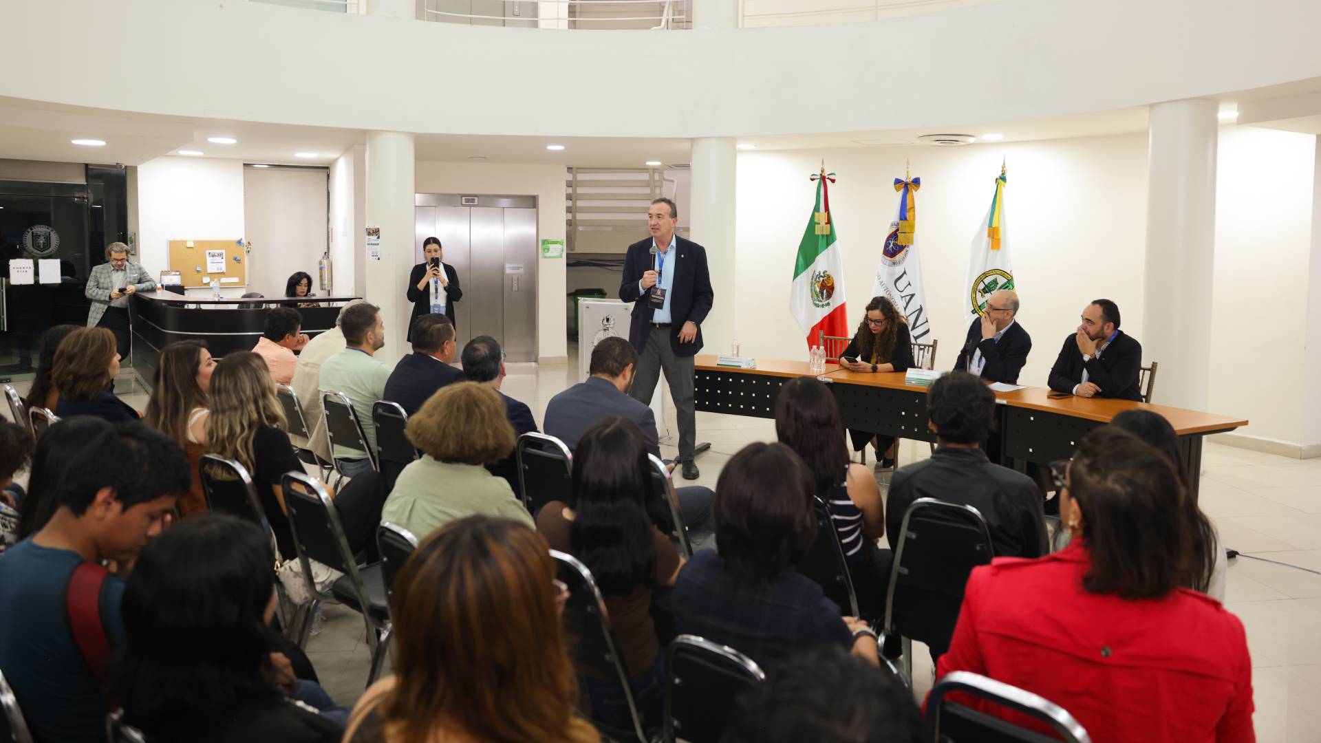 Proyecta UANL colaboración internacional para fortalecer al sector vitivinícola