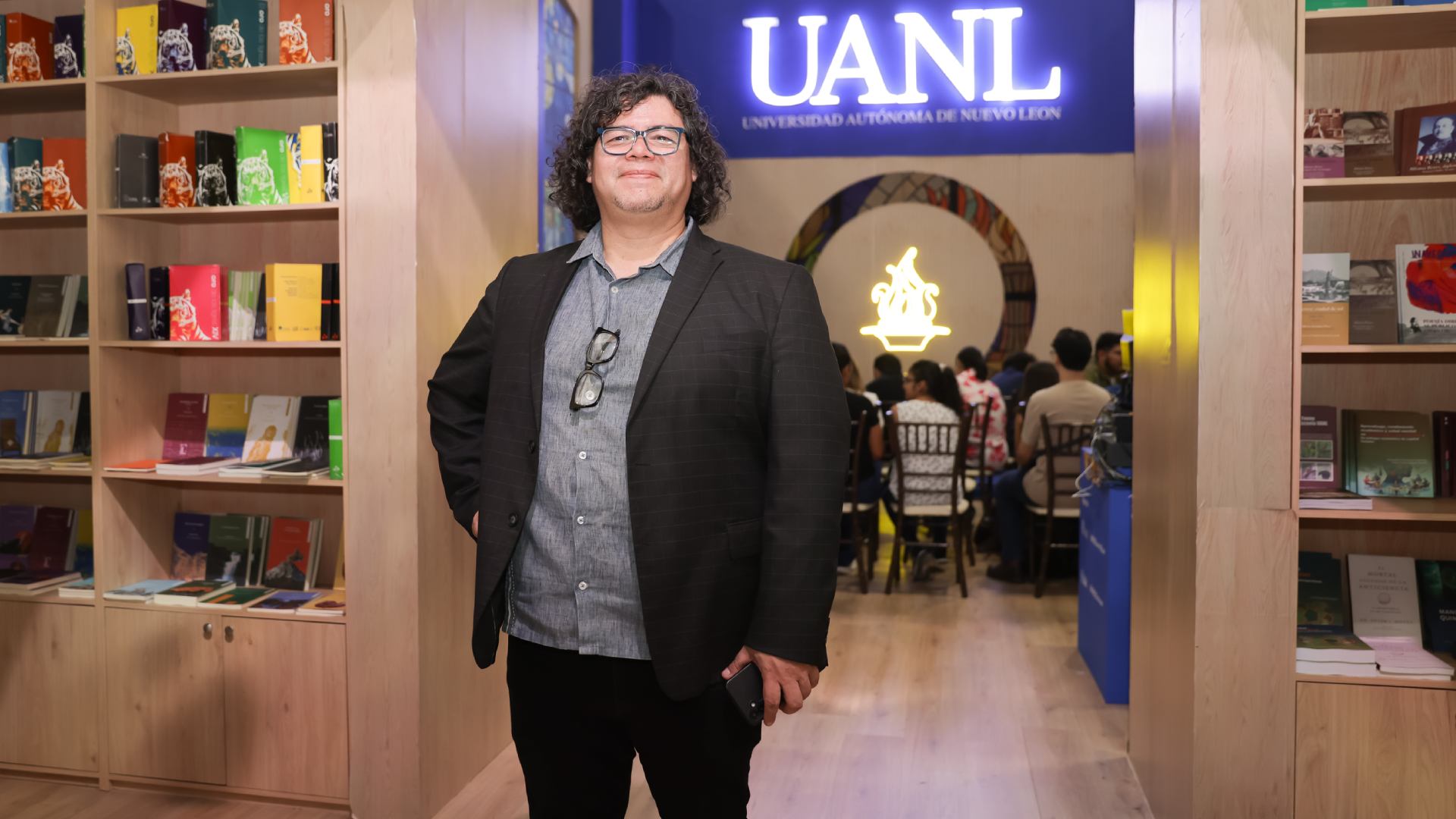 Lleva UANL su historia y sus letras a la FIL Monterrey