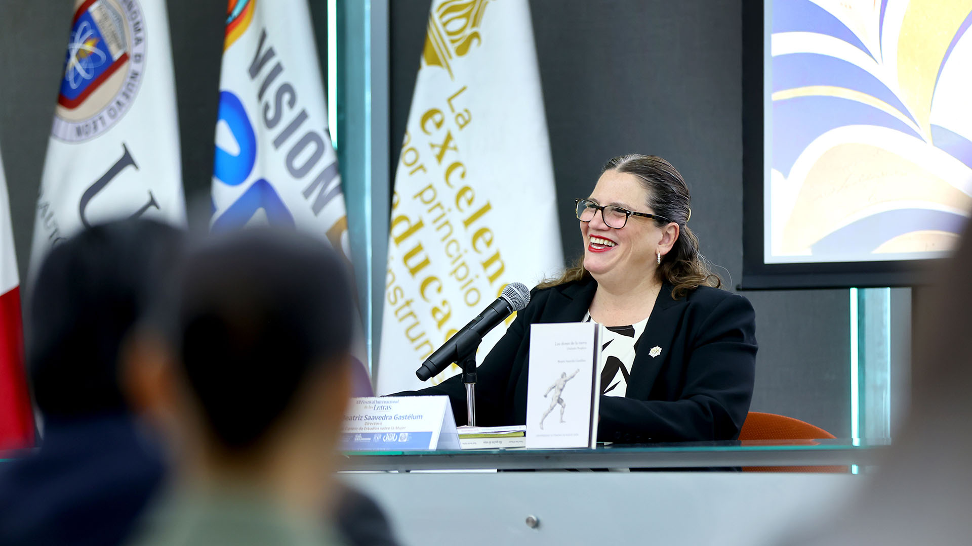 Viven séptima edición de “La Mujer en las Letras”