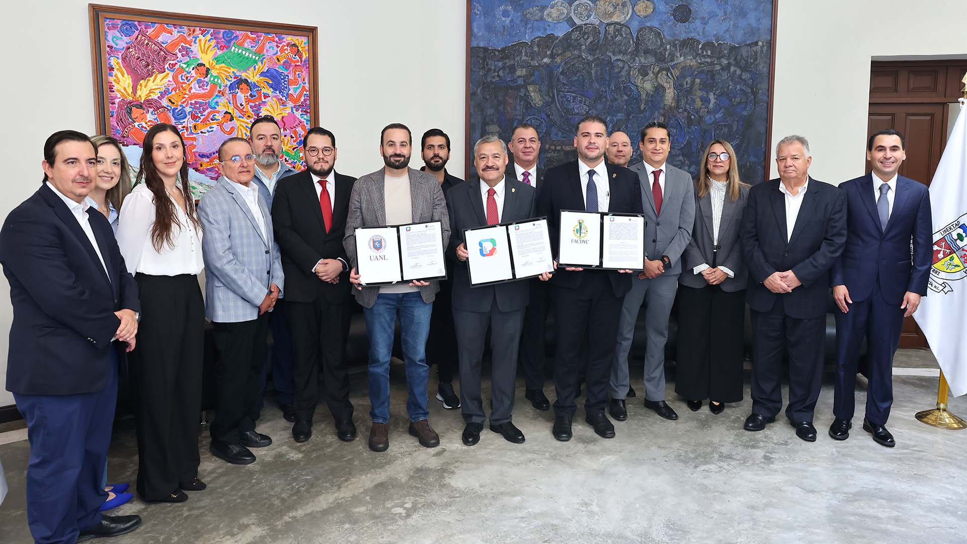 Amplían UANL y San Pedro oportunidades de formación para funcionarios municipales